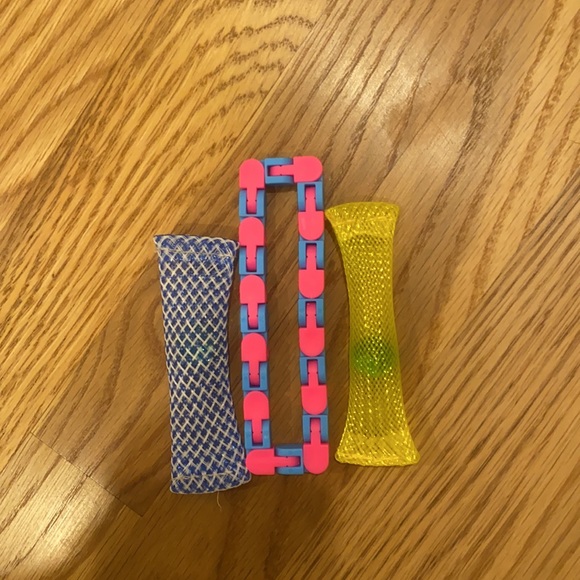 Kids Fidget Toys Bundle - Picture 2 of 4